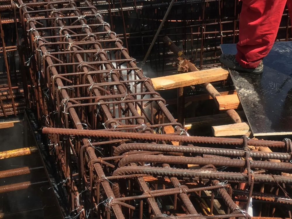 工地鋼筋生銹怎么辦？